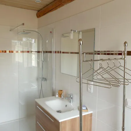 Le Petit Nid D'amour Holiday home Cereste